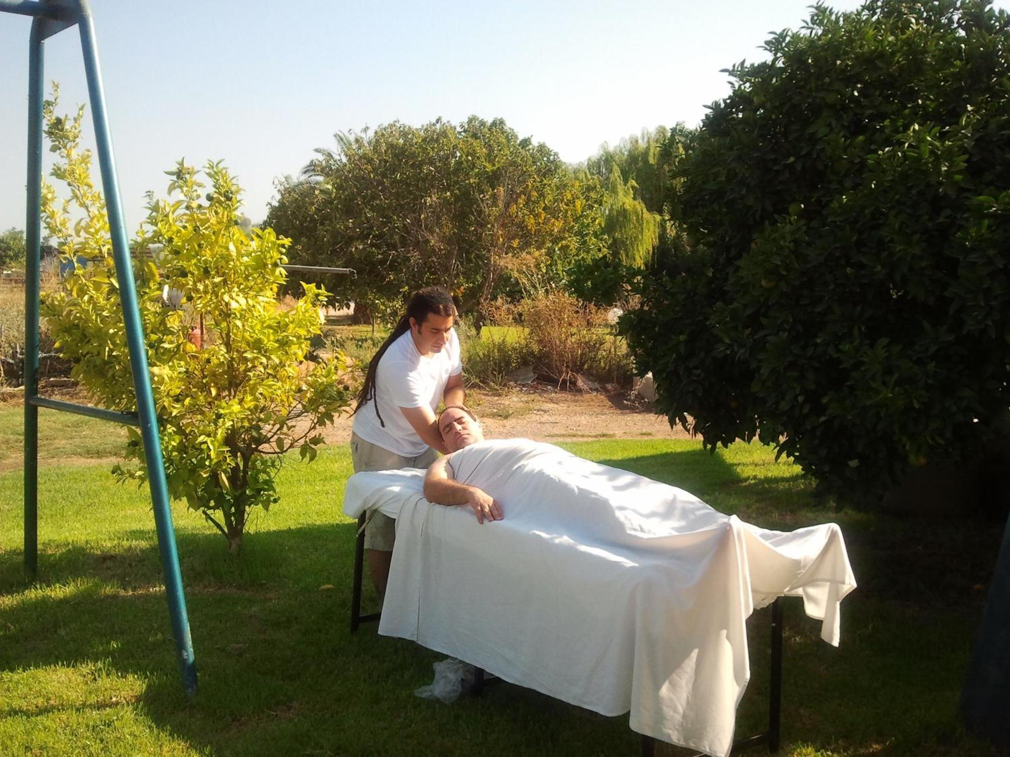 Nuriel Fruit & Guest House She'ar Yashuv Bagian luar foto